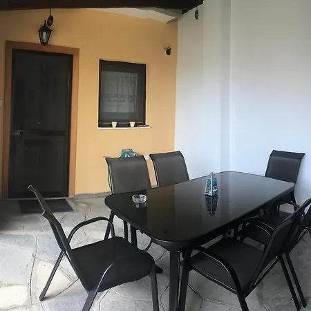 In Cavo Kastri *