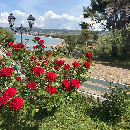 In Cavo Kastri *